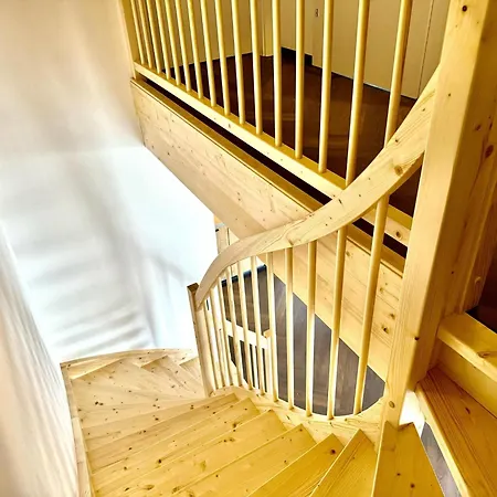 Obermoeschach 10a *